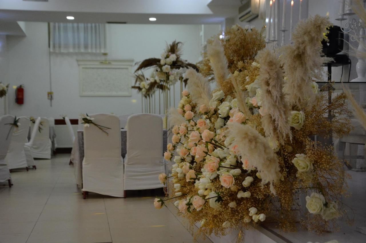 Arabella Hotel Kicevo Bagian luar foto