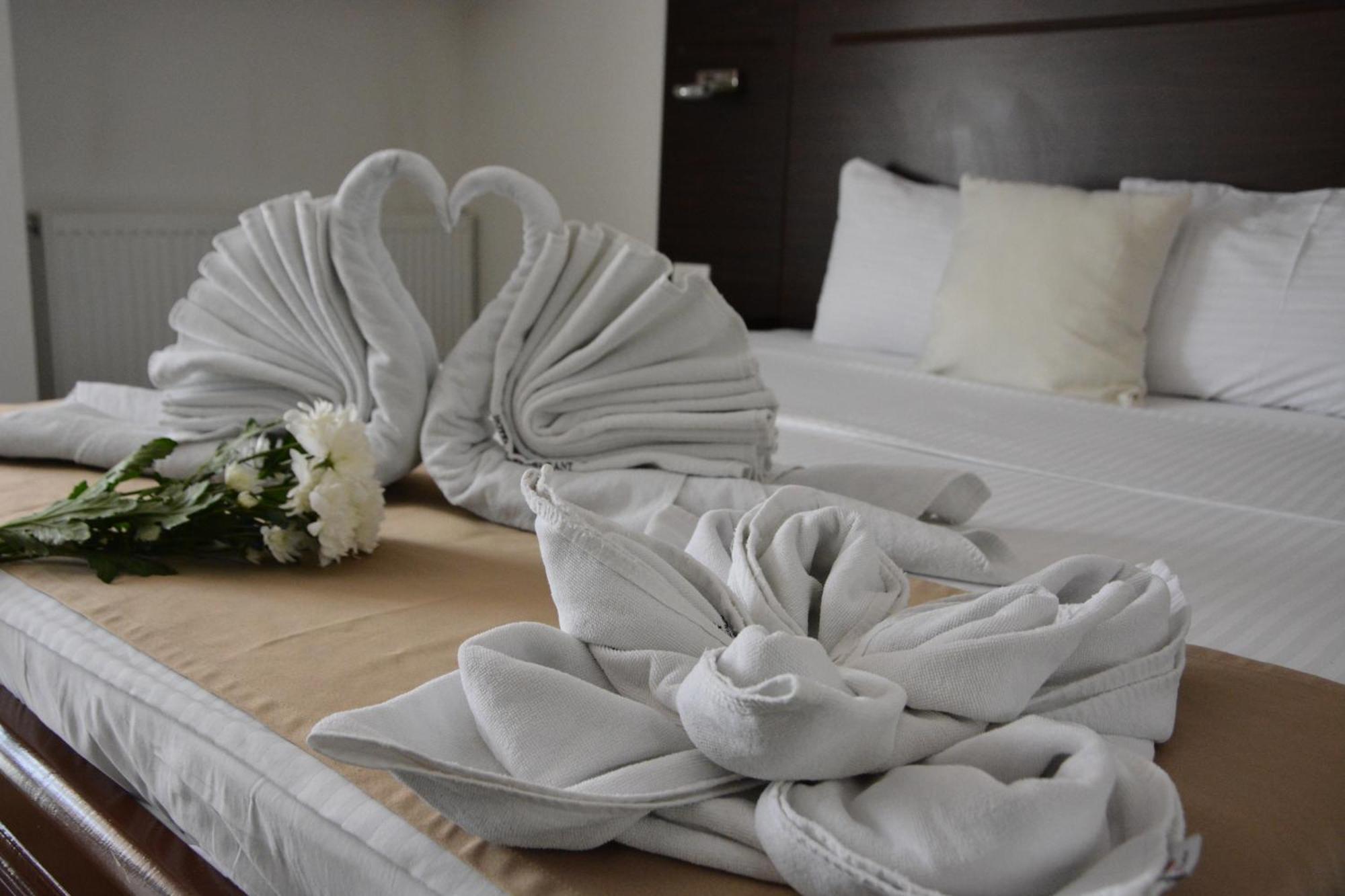 Arabella Hotel Kicevo Bagian luar foto